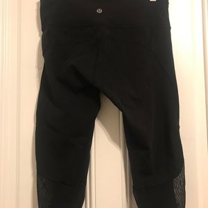lululemon black crop leggings size 6